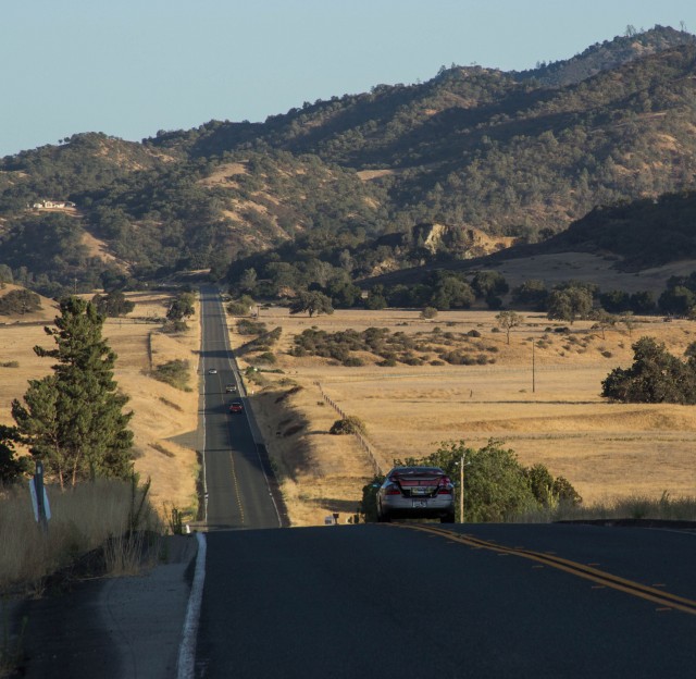 A 3.0 earthquake was recorded early Thursday near this area along Highway 25, south of Hollister. (Dan Brekke/KQED)