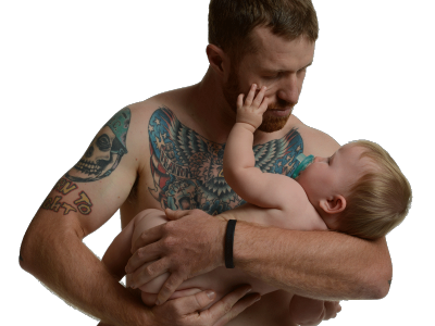 Iraq War veteran Mike Ergo poses with his young daughter, Adeline. (Courtesy War Ink)