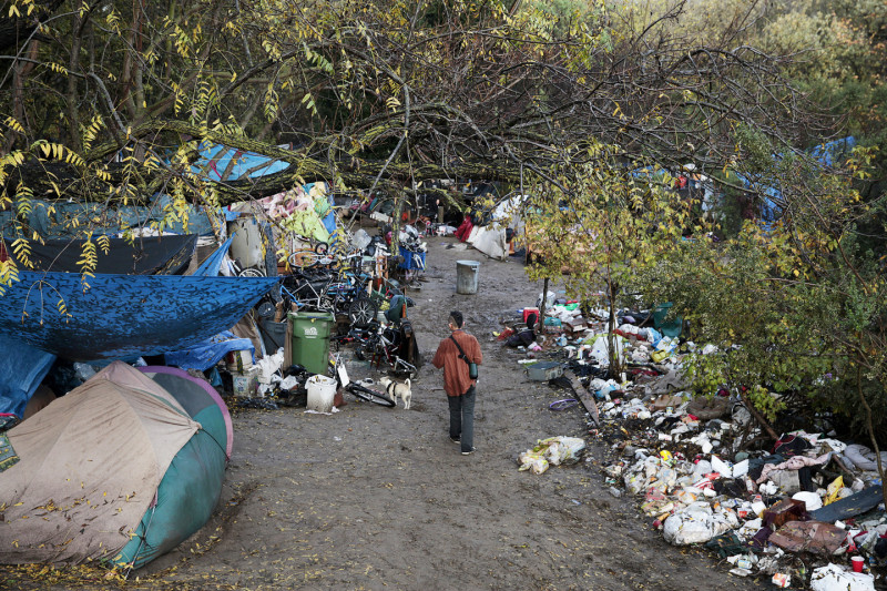 Residents were given noticed that they needed to clear out on Monday. (James Tensuan/KQED)