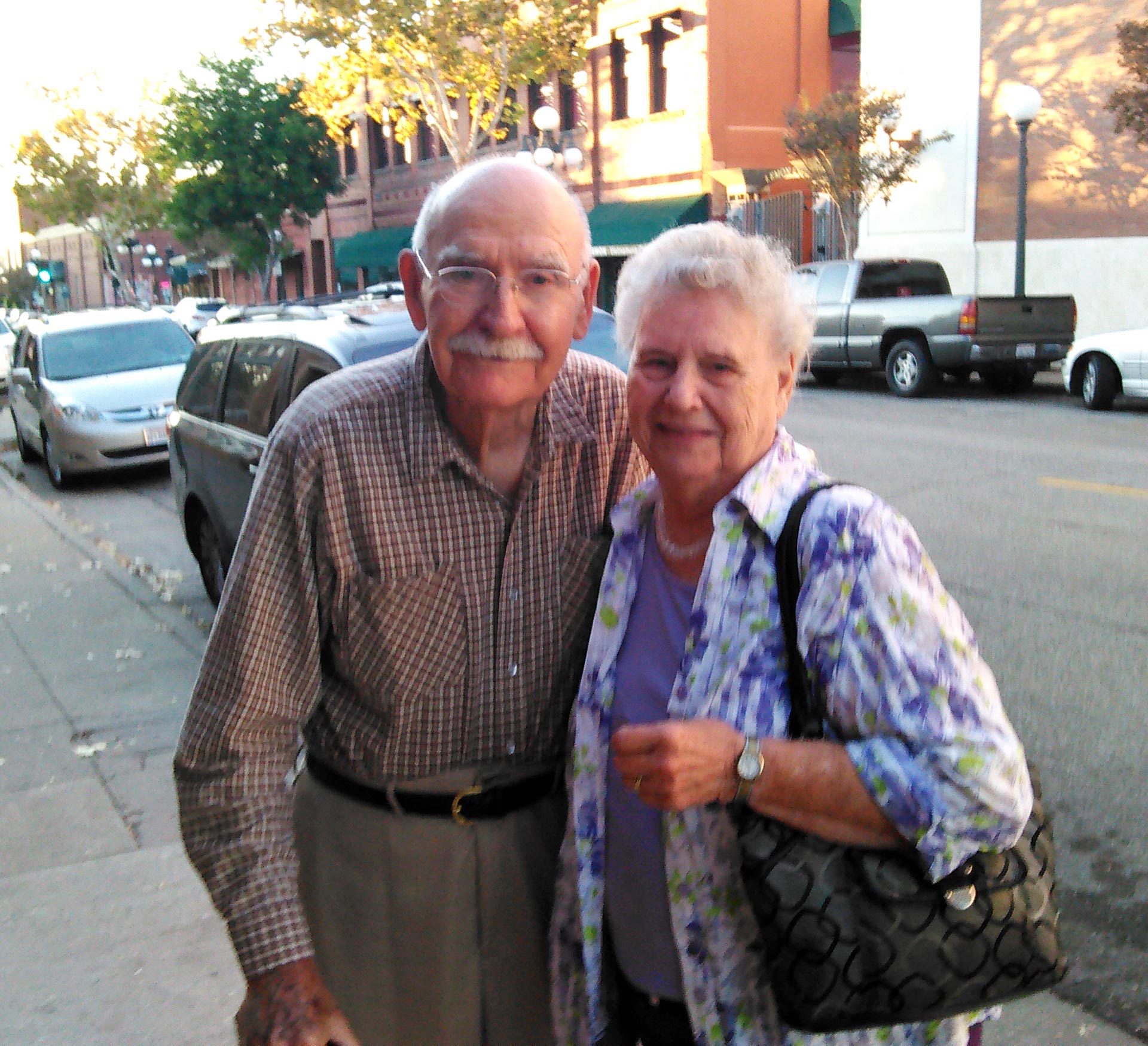 Rose Leaf Ragtime Club co-founder Bill Mitchell and his wife Yvonne.