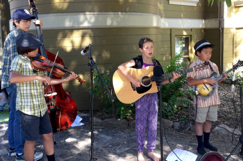 The Rambling Minors perform at the “Bringing Back the Natives” garden tour in Alameda. 