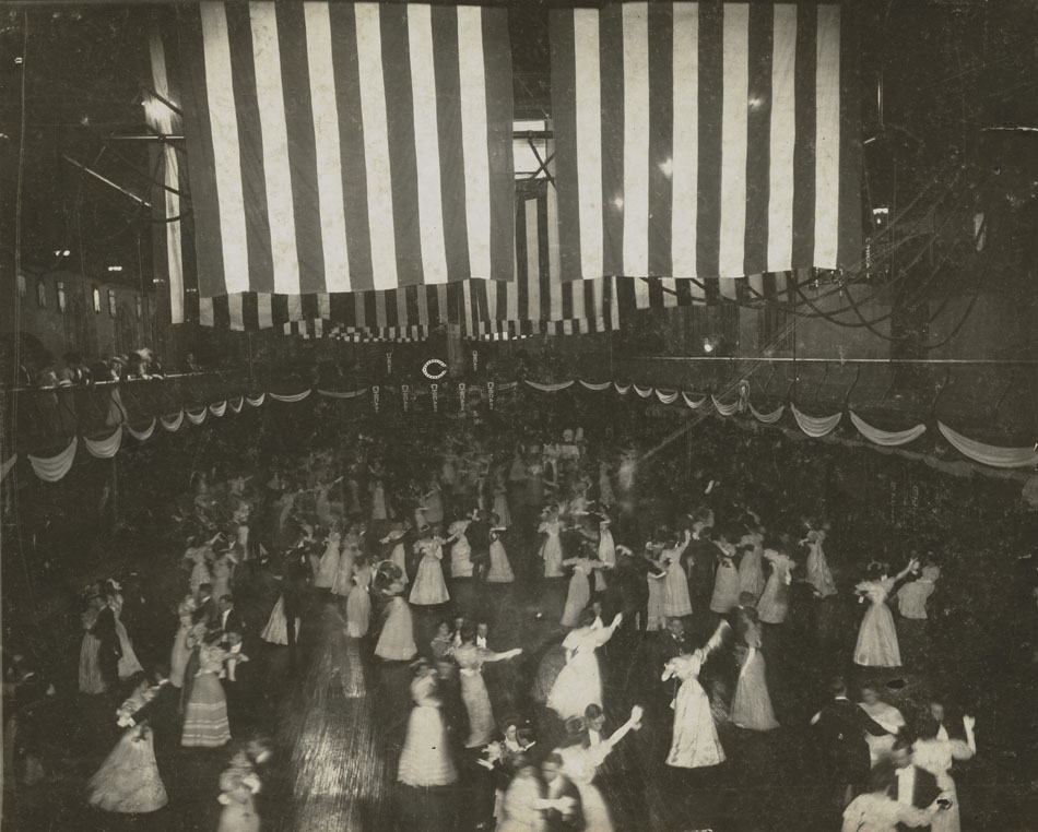 Prom, 1900.