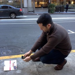 Litterati founder Jeff Kirshner tags a piece of litter in Oakland, CA.