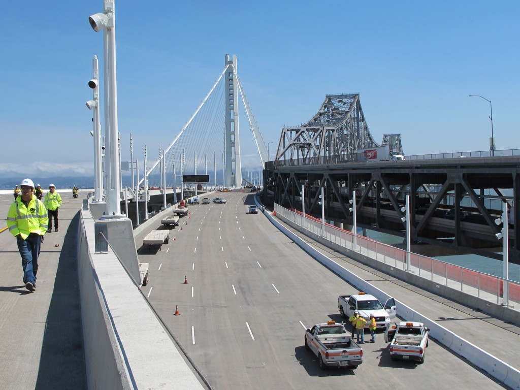 The new eastern span of the Bay Bridge. The eastbound deck (center) is exposed, no longer underneath westbound deck. (Andrew Stelzer/KQED)