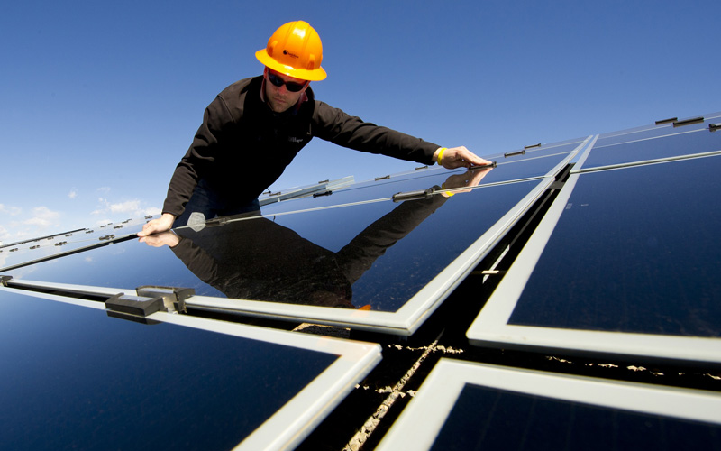 Solar companies worry that newly proposed electricity rates from California utilities will make it less appealing for Californians to install solar panels. (Dennis Schroeder/Department of Energy)
