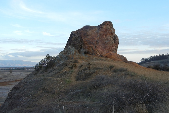 Chert crag, Coyote Hills