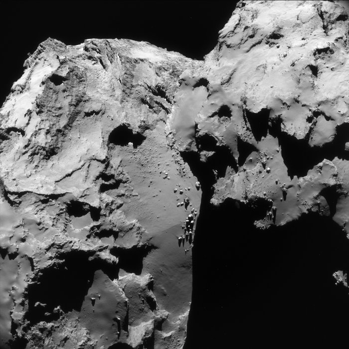Picture of comet 67P/Churyumov-Gerasimenko taken on June 17, 2016 by the Rosetta spacecraft. 