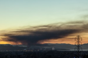 Smoke from the Chevron refinery fire blanketed Richmond and surrounding communities Monday night. (Jeremy Brooks: Flickr