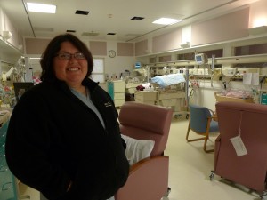 Dr. Minerva Perez-Lopez in the neonatal intensive care unit at Natividad Medical Center in Salinas. While Perez-Lopez speaks both English and Spanish, she needs interpreter services for her indigenous Mexican patients. (Photo: Lisa Morehouse)