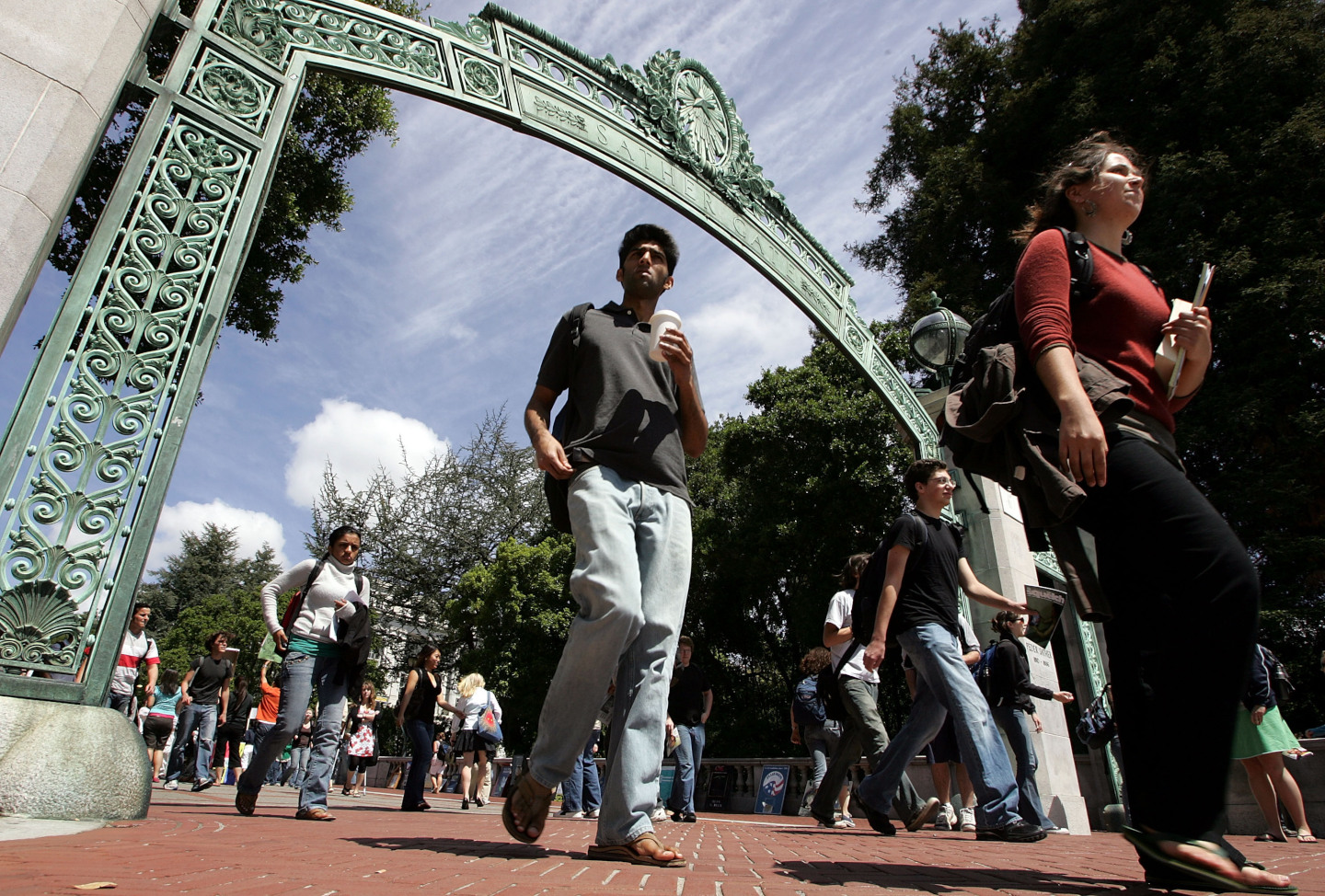 Students walk through Sather Gate on the UC Berkeley campus. (Justin Sullivan/Getty Images)