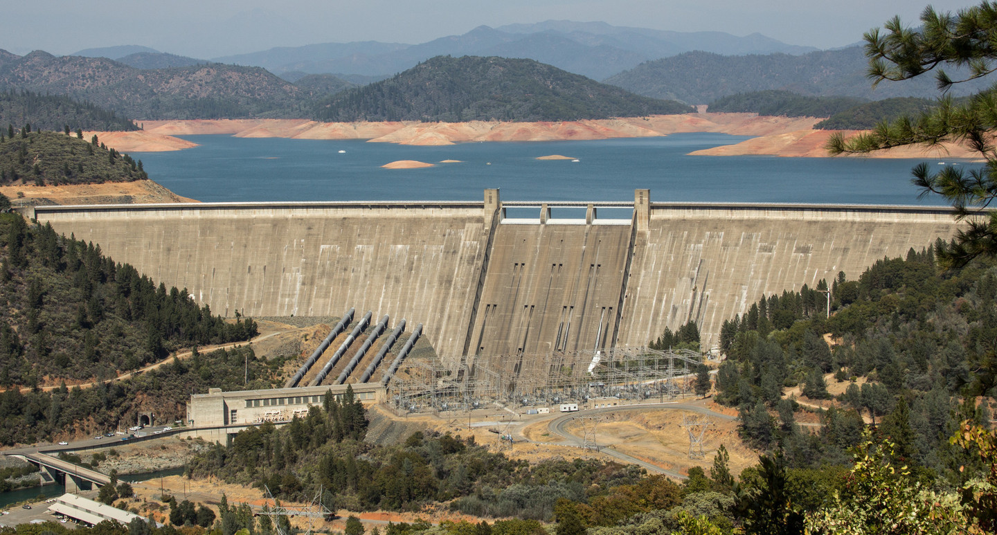 Shasta Dam, north of Redding, in September 2014. Federal and state water officials and California water agencies back a plan to raise the dam up to 18 feet.  Dan Brekke/KQED