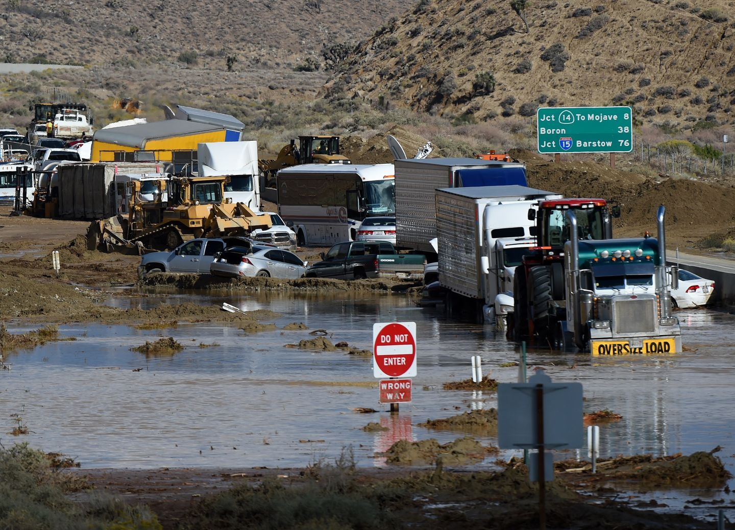 Vehicles trapped on Highway 58 between the towns of Tehachapi and Mojave.  Most vehicles were freed over the weekend, but the highway remains closed. Mark Ralston/AFP-Getty Images