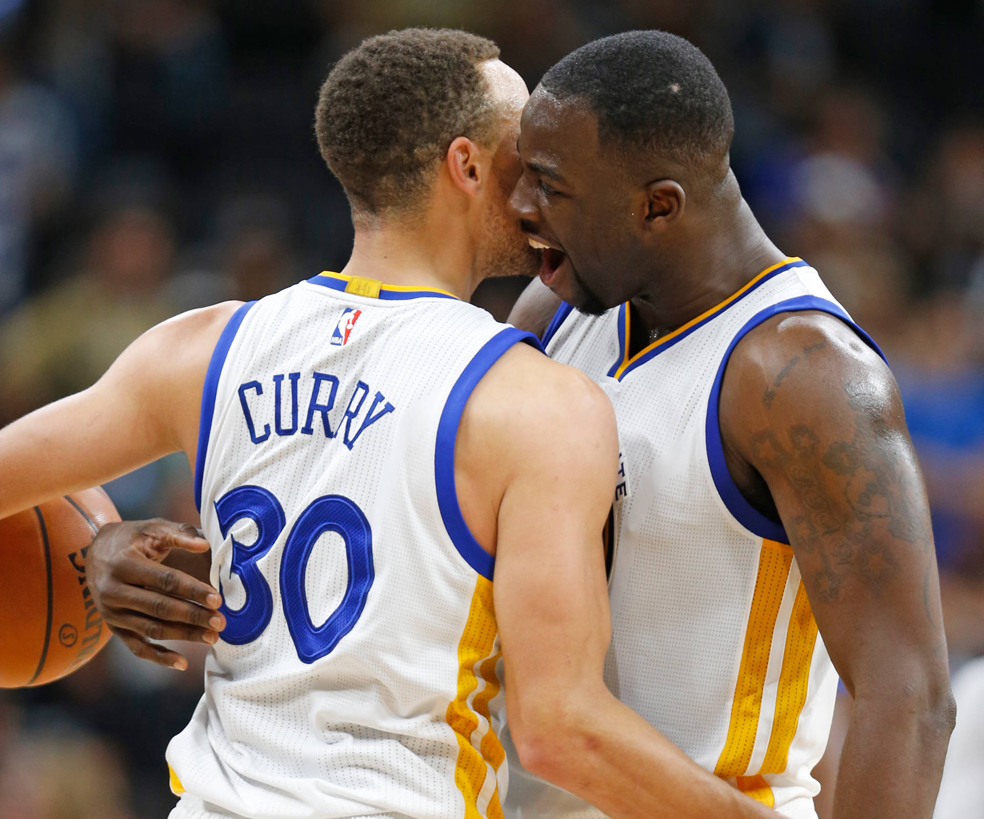 Stephen Curry and Draymond Green celebrate the Warriors 72nd win after beating the Spurs in San Antonio. Ronald Cortes/Getty Images