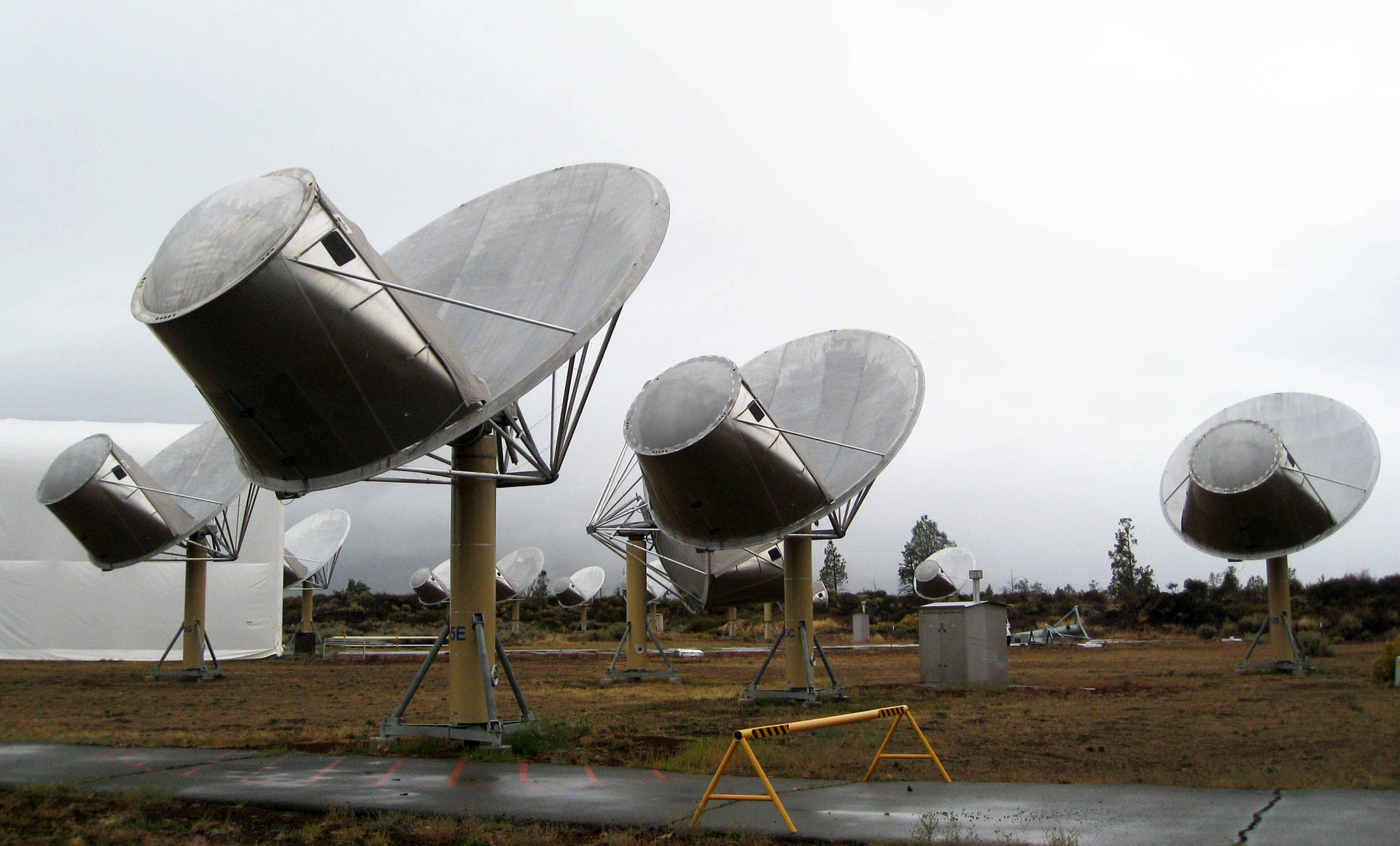 The SETI Institute’s Allen Telescope Array in Hat Creek has been turned toward HD 164595 since Sunday evening, looking for a repeat of the signal. J Brew/Flickr