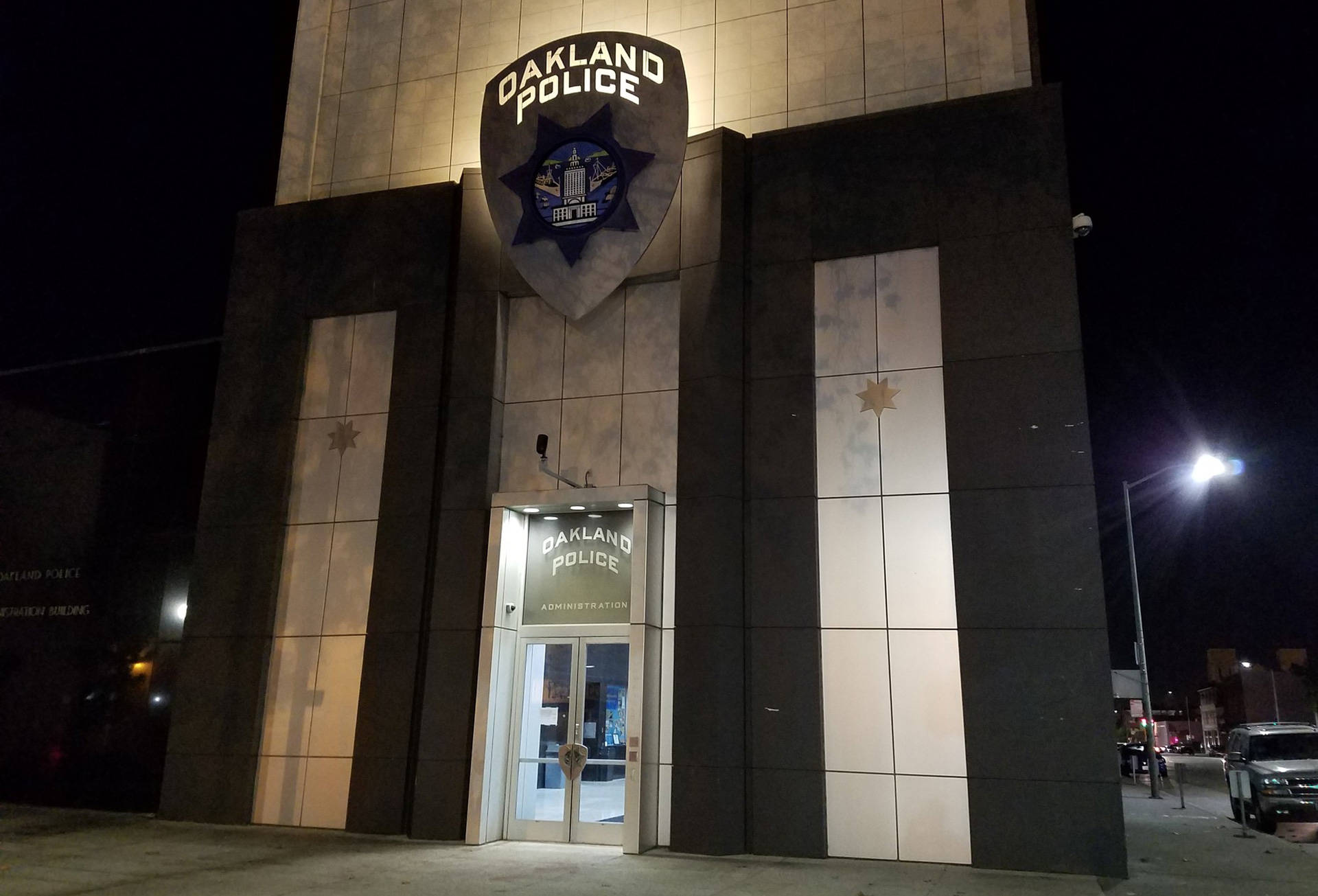 Oakland police headquarters on Nov. 12, 2016. Alex Emslie/KQED