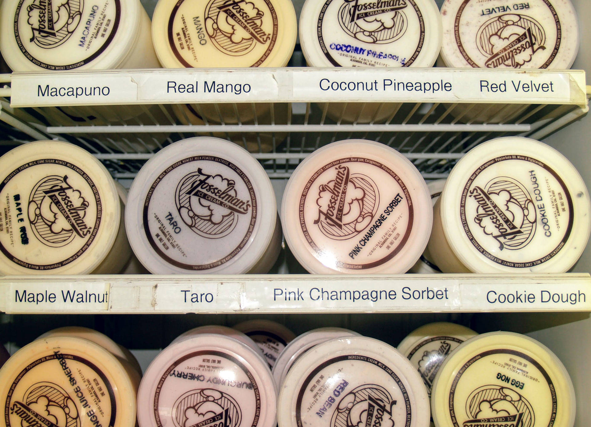 Fosselman's offers more than 200 ice cream flavors. Taro is one of the most popular. Elizabeth Aguilera/CALmatters