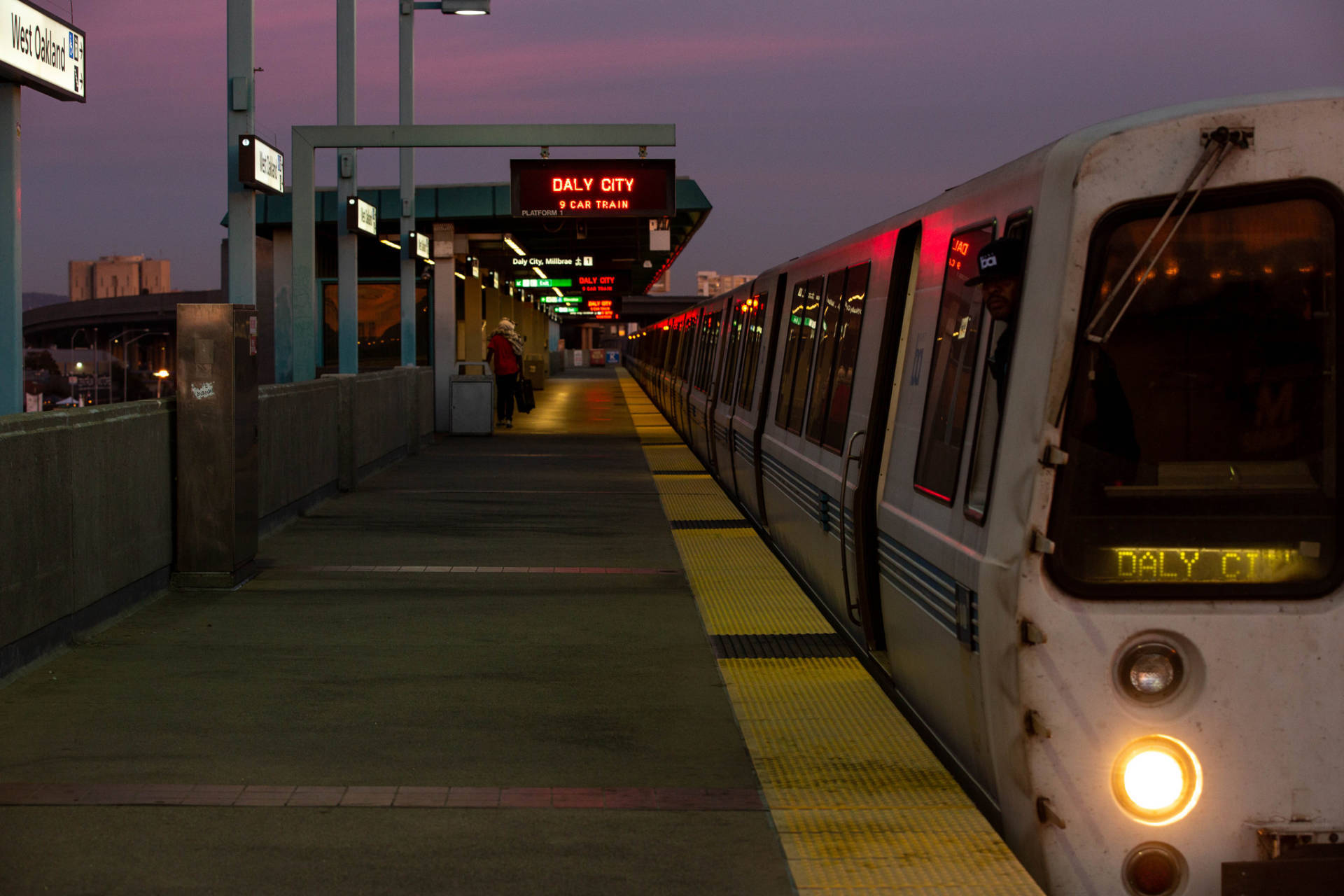 A San Francisco-bound BART train at West Oakland Station.  Dan Brekke/KQED