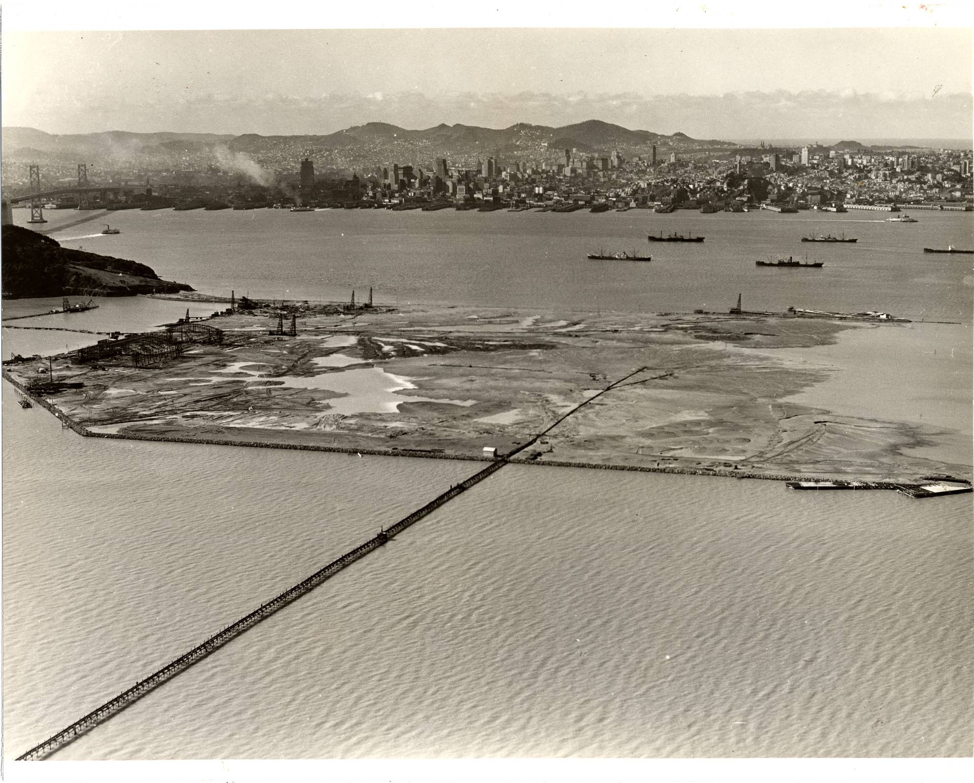 Treasure Island is man-made, engineered with bay mud on a shoal adjacent to naturally occurring Yerba Buena. San Francisco History Center/San Francisco Public Library