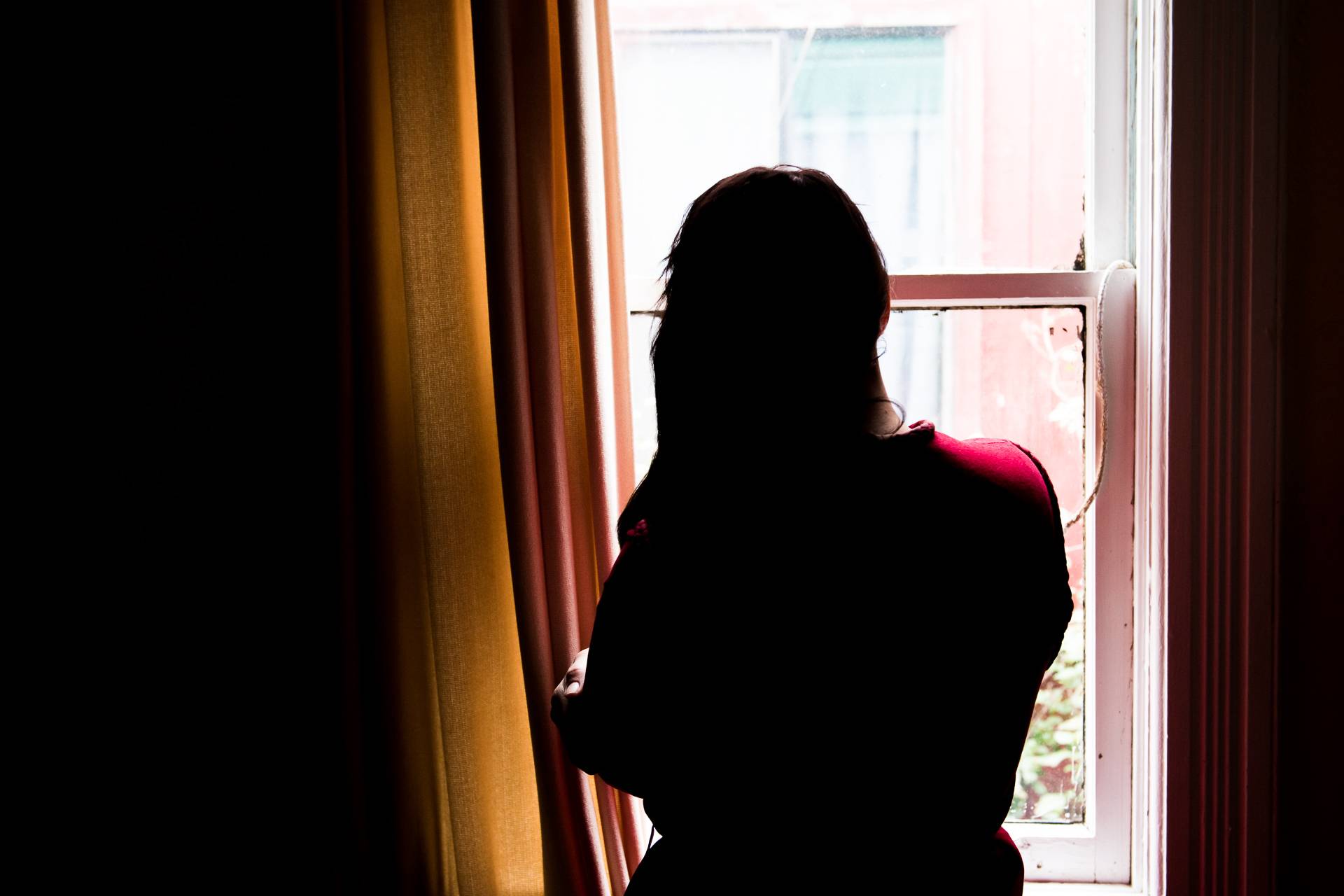 For many survivors of domestic violence in California, sheltering in place can feel strangely familiar. Many survivors are targets of their abusers’ undivided attention — often controlling their every movement and isolating them from the outside world. Beth LaBerge/KQED