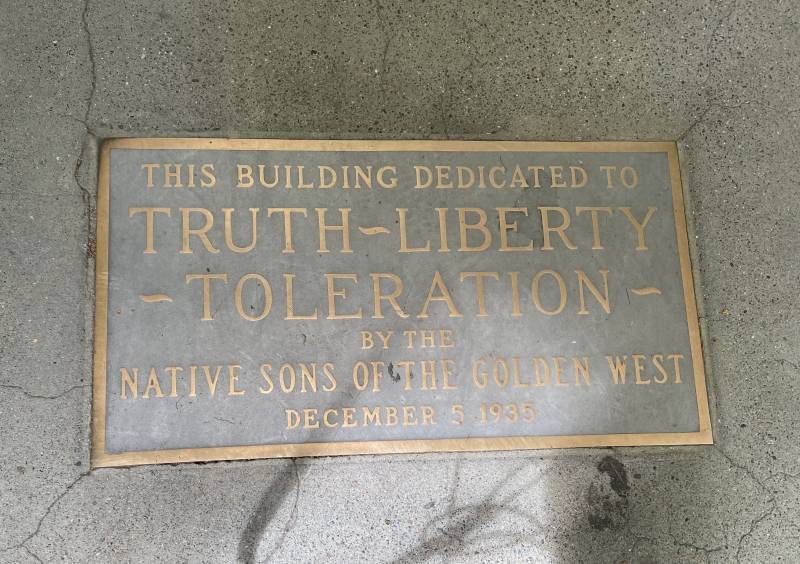A 1935 plaque from Native Sons of the Golden West at West County High School in Sebastopol, California.