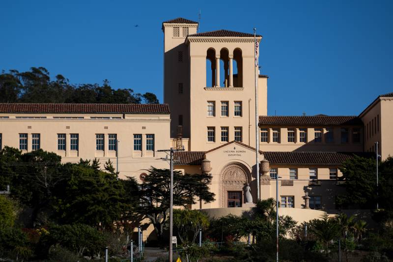 A view of the front of the large Laguna Honda Hospital in San Francisco.