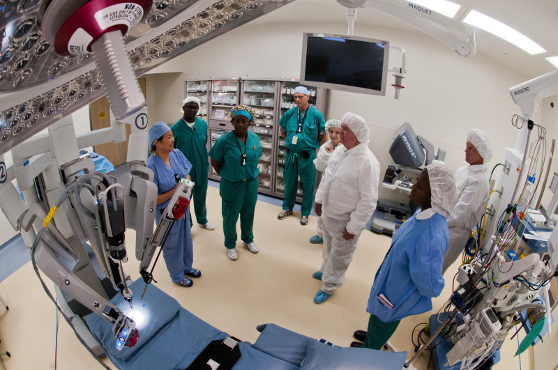 Posicionar Kosciuszko Tumor maligno Robotic Surgeons on the Horizon From Google, Johnson & Johnson Team | KQED