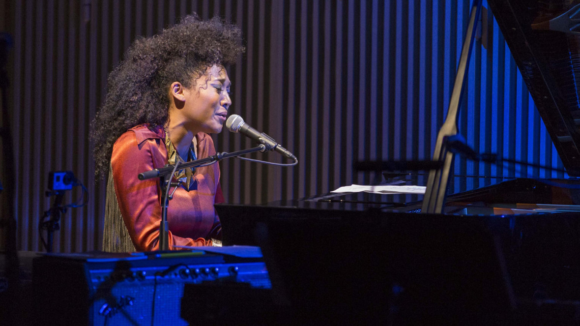 Judith Hill performs at SFJAZZ's Joni Mitchell tribute, May 8, 2015. (Photo: Drew Altizer Photography)