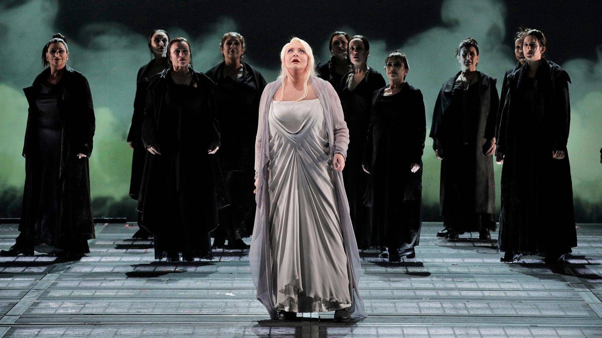 Iréne Theorin as Brünnhilde and members of the San Francisco Opera Chorus in Wagner's 'Götterdämmerung.' Cory Weaver/San Francisco Opera