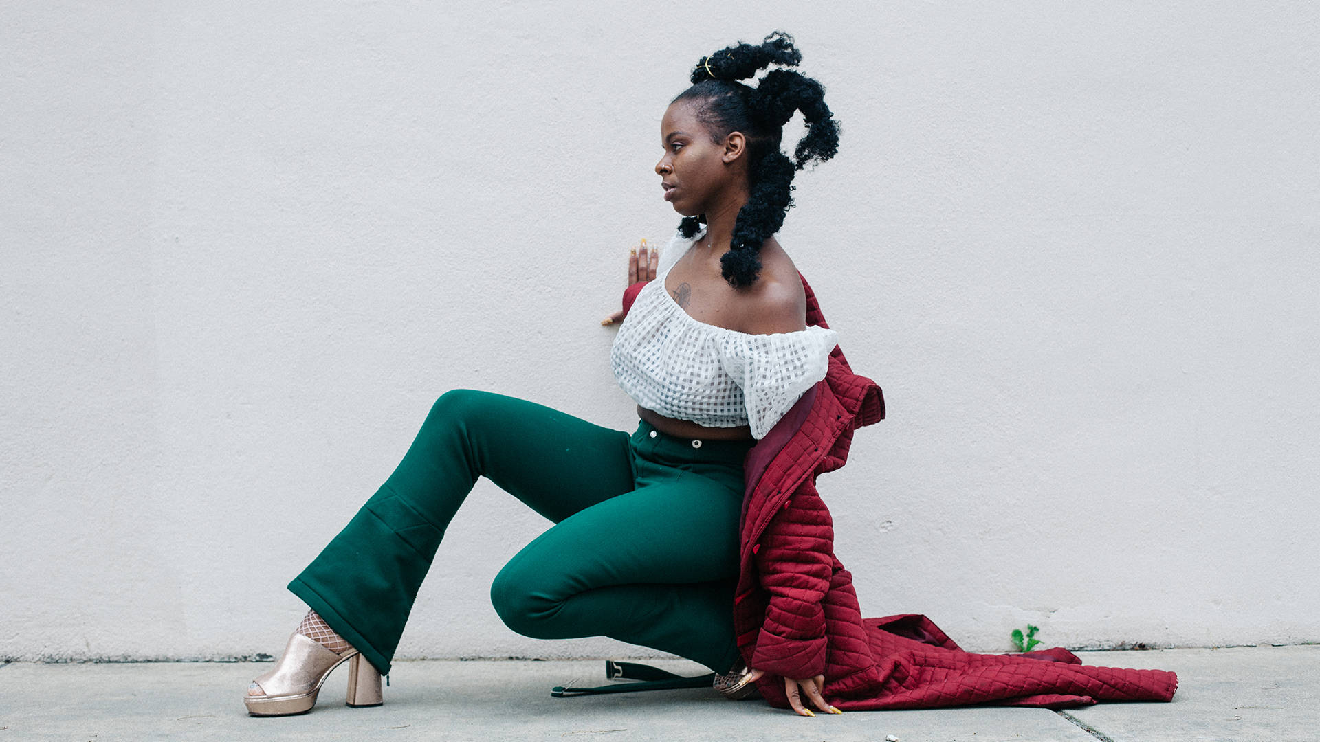On her spiritually rooted sophomore EP, 'Flavor of Green,' Queens D.Light grapples with uncertainty. Adrian Octavius Walker