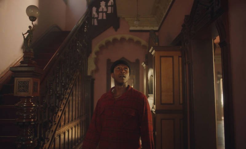 Jimmie Fails and the house in 'The Last Black Man in San Francisco,' 2019.