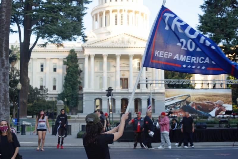 Pro-Trump supporters started congregating at the Capitol building as the day went on.