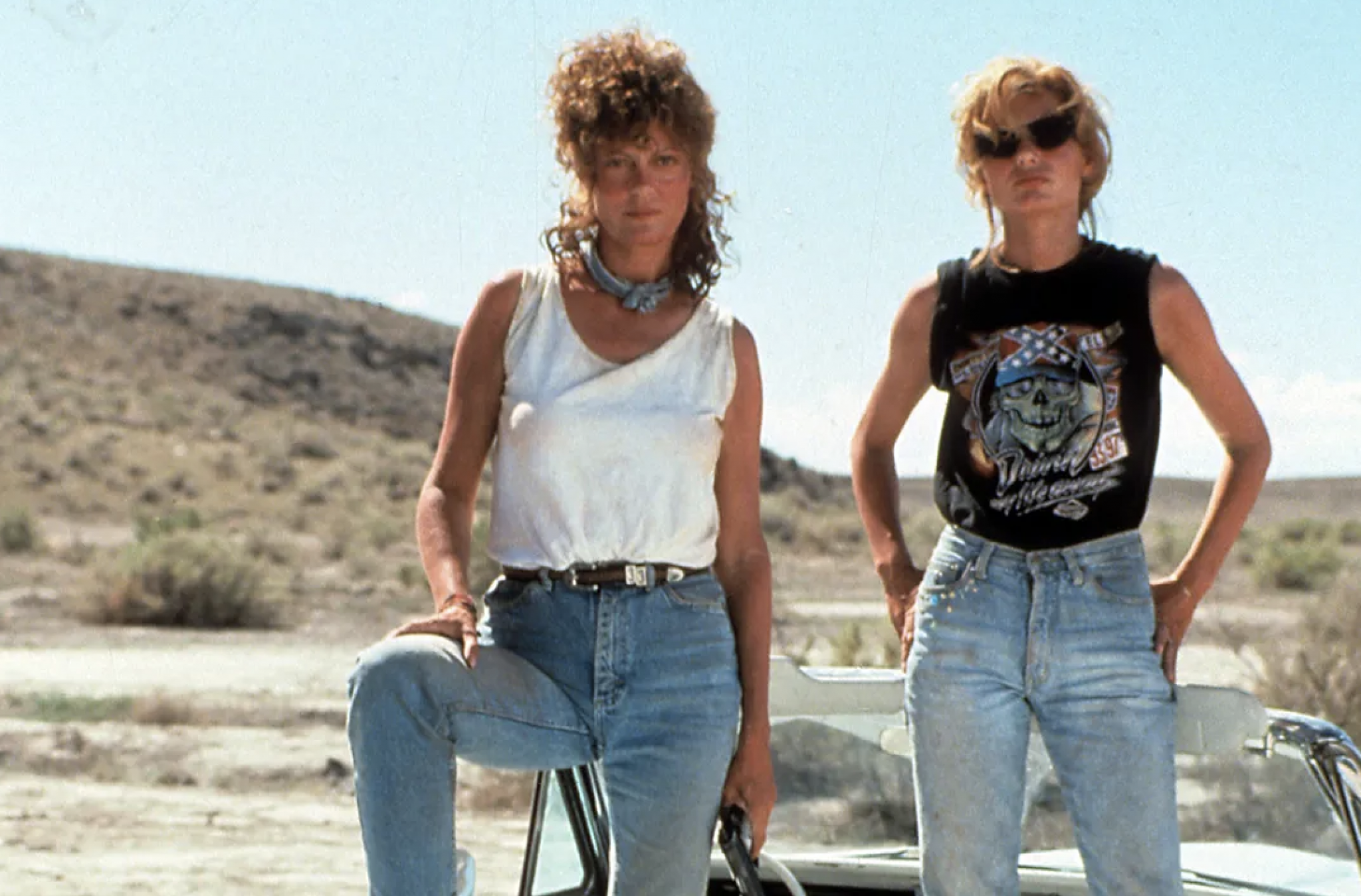 Thelma & Louise stars recall male backlash to film 30 years on - BBC News