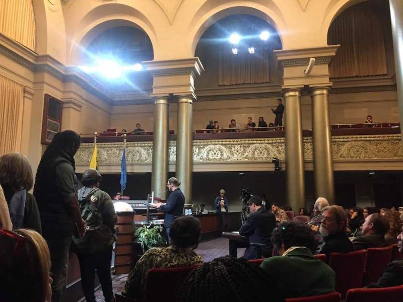 Larry Norris speaks at an Oakland City Council meeting in support of decriminalizing psychedelic mushrooms in the city.
