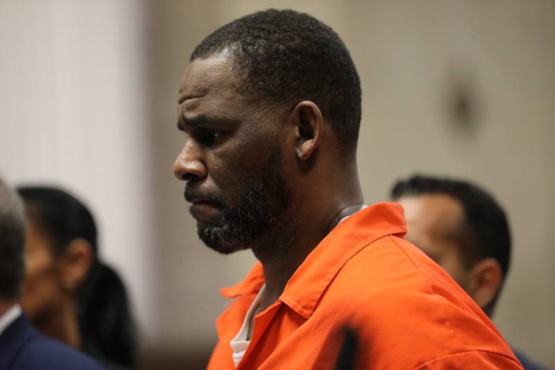 R. Kelly appears during a hearing on September 17, 2019 in Chicago, Illinois. Kelly is facing multiple sexual assault charges and is being held without bail.