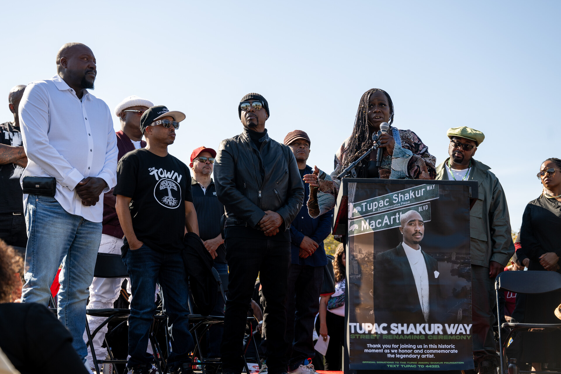 Tupac Shakur Way' Unveiled in Oakland as Rap Icon Gets His Own Street | KQED
