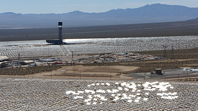 as-world-s-largest-solar-thermal-plant-opens-california-looks-to-end