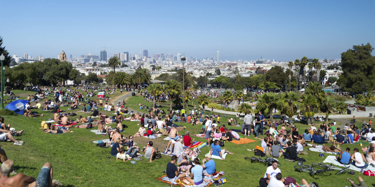 During sunny days in the Mission, San Francisco residents flock to Dolores Park. Meetup