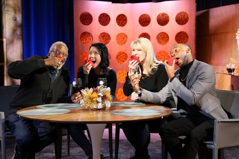 Host Leslie Sbrocco and guests on the set of season 15 episode 2.