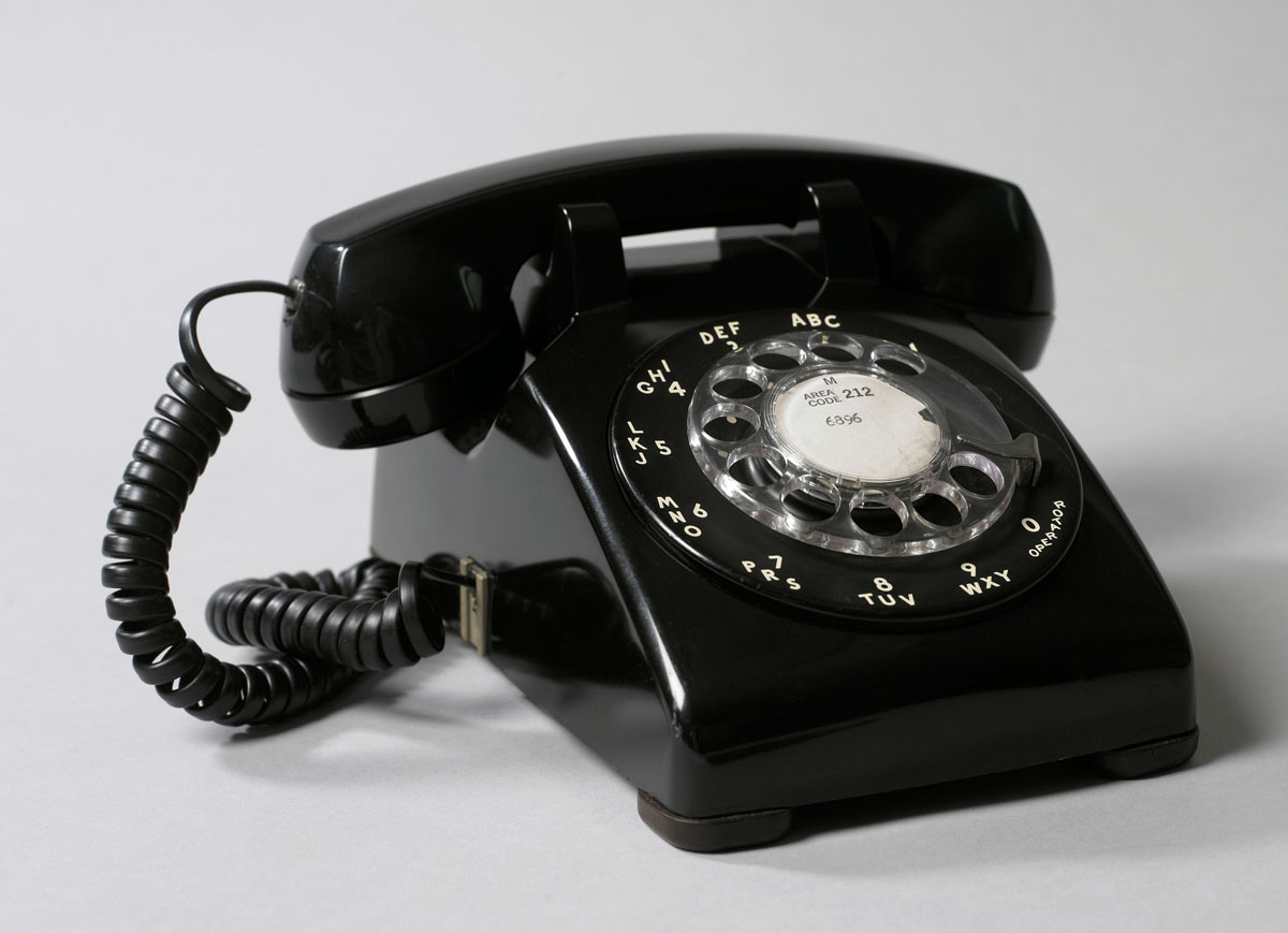 Henry Dreyfuss, Telephone model 500, for Bell Telephone Laboratories, 1953.