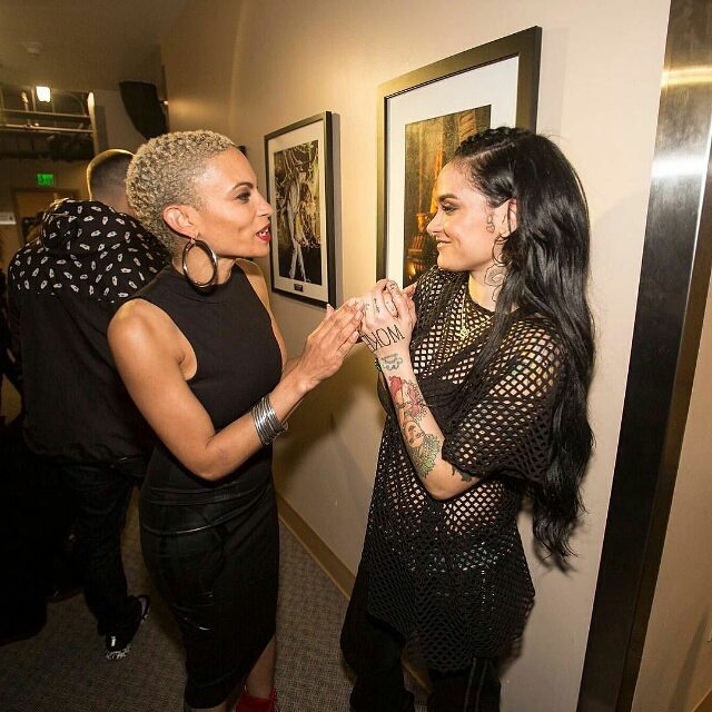 Goapele and Kehlani backstage at the Fox Theater in 2015, after Goapele appeared as a special guest of the singer.