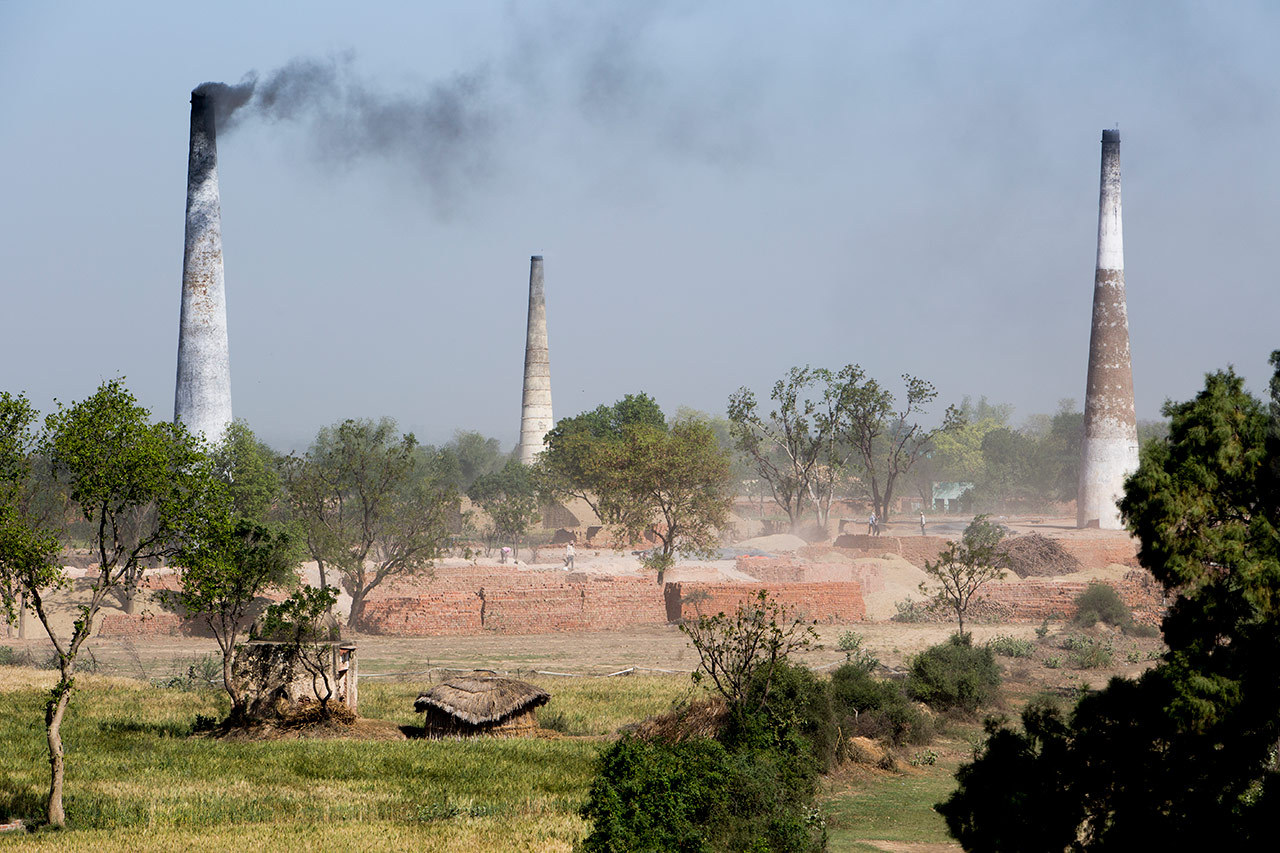 Smokestacks in India in 'An Inconvenient Sequel: Truth to Power.'