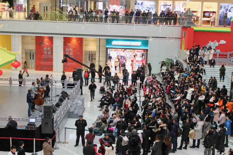 The Brothers Comatose perform at the Shenyang Mall.