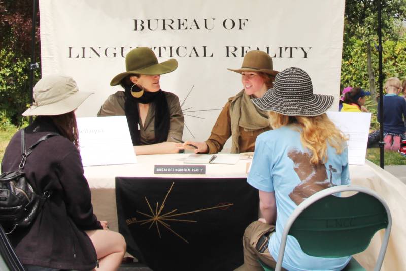 Heidi Quante (left) and Alicia Escott (right) talking to participants. 