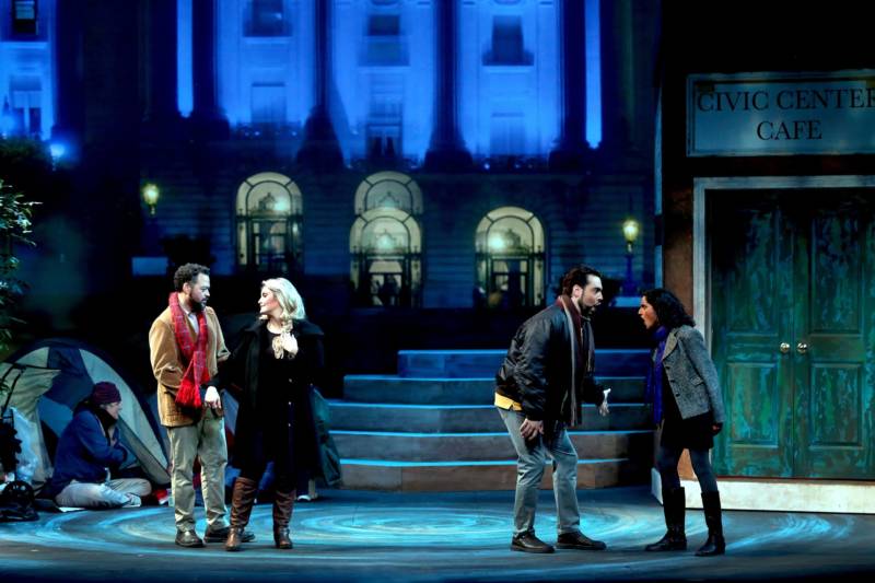 In West Bay Opera's rendition of La bohème, the action takes place outside San Francisco's City Hall, before homeless people living in tents.