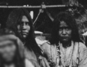 Close-up of Lozen and Dahteste with Geronimo and fellow Apache Indian prisoners on their way to Florida by train (1886).