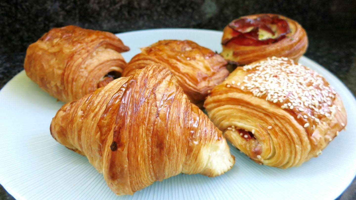 5 Bites: Fantastic French Croissants in the East Bay | Our Top 20 Guides From 2015 ...1440 x 809
