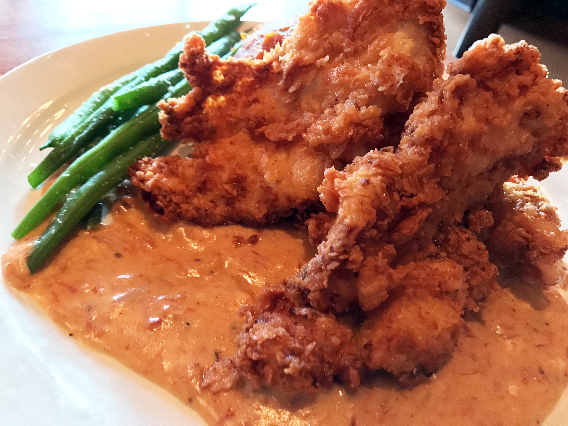 Downtown Berkeley's Angeline's does fried chicken with a New Orleans twist.