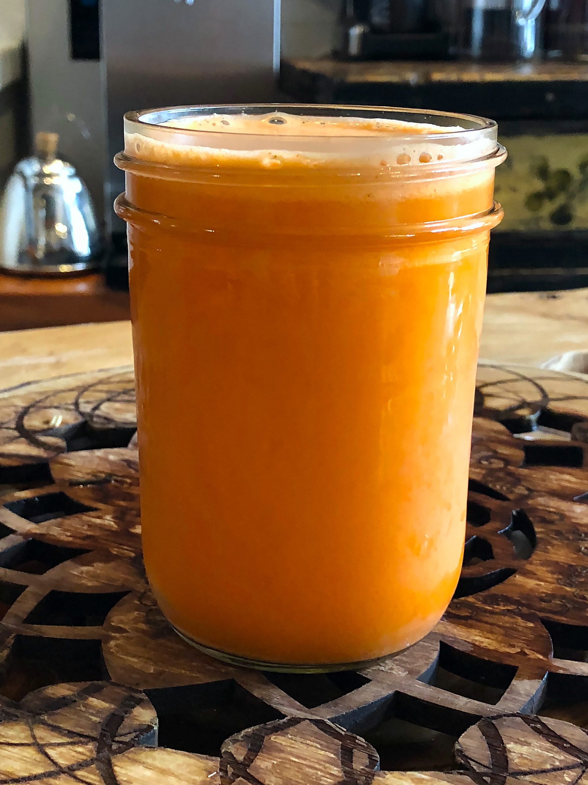 Fresh Juice: Sweet Potato Lover- Anti-Inflammatory Immune Support. Sweet potato, carrot, apple, turmeric, ginger, lemon. ($9)