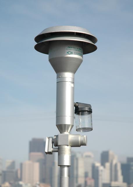 Example of an air monitoring station. The Air District runs a network of 35 stations throughout the Bay Area.