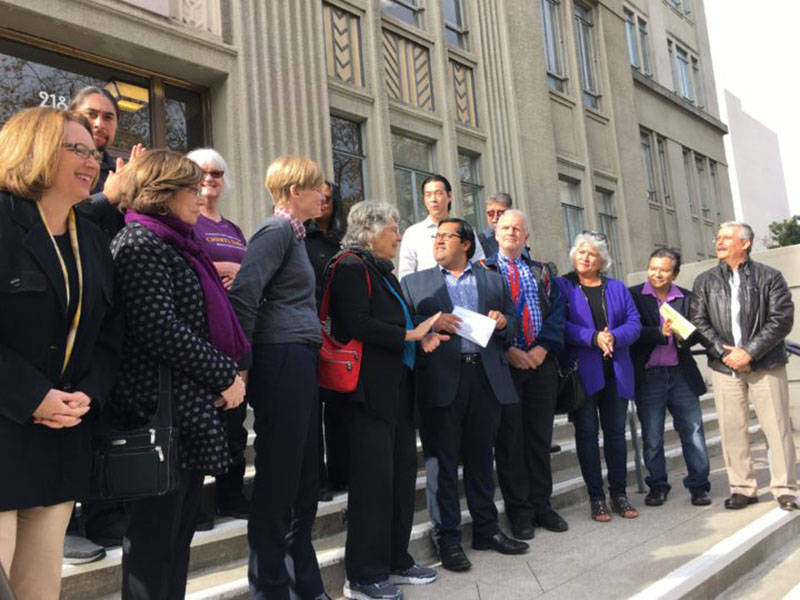 Mayor Jesse Arreguín and council members reaffirm Berkeley’s sanctuary city status in November 2016.